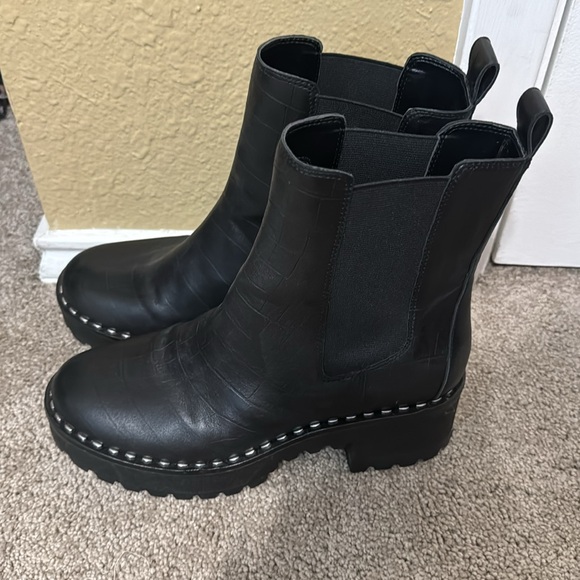 Vince Camuto black boot - Picture 3 of 4